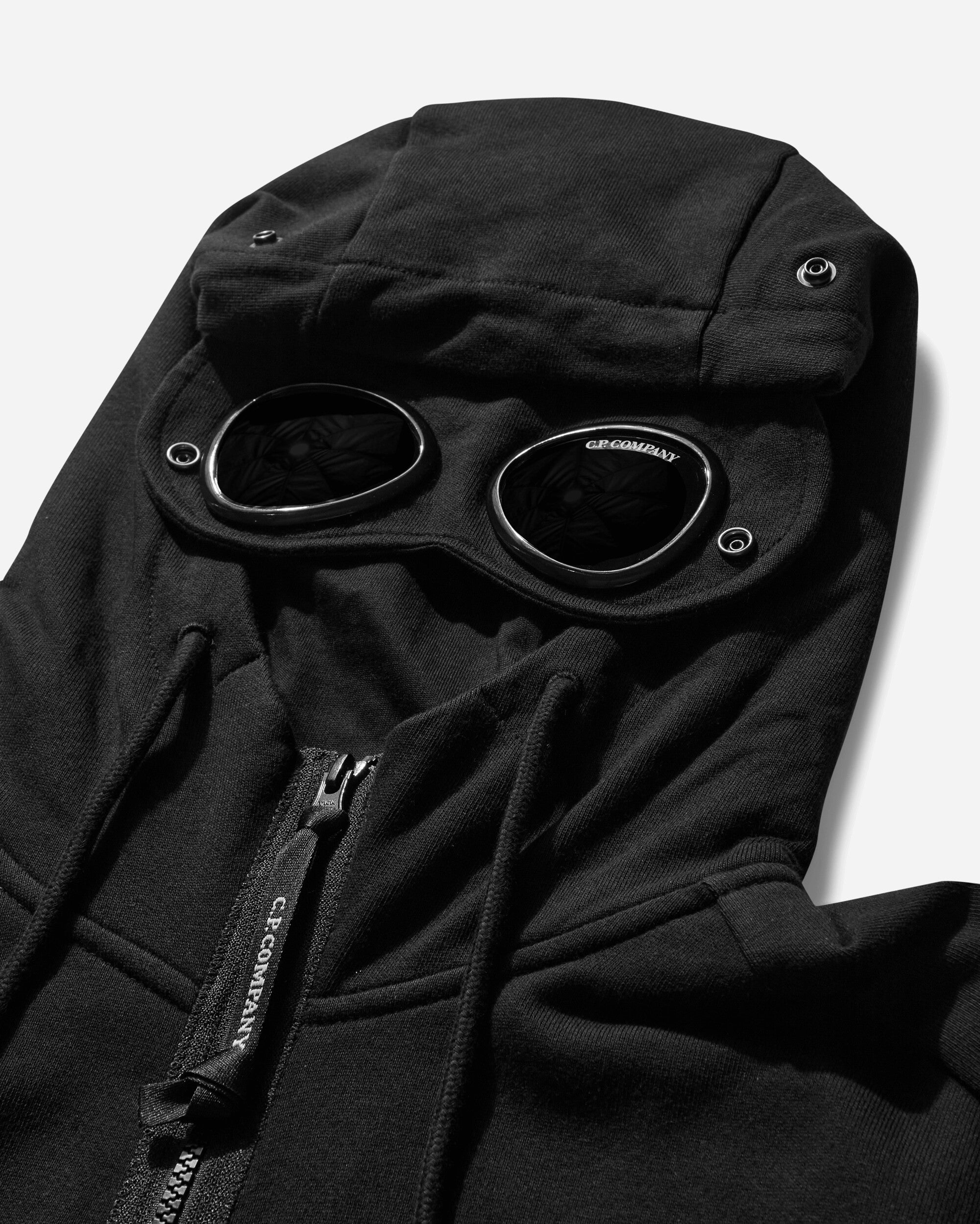 C.P. Company Diagonal Raised Fleece Goggle Zipped Hooded Sweatshirt Black Sweatshirts Hoodies 18CMSS028A-005086W 999