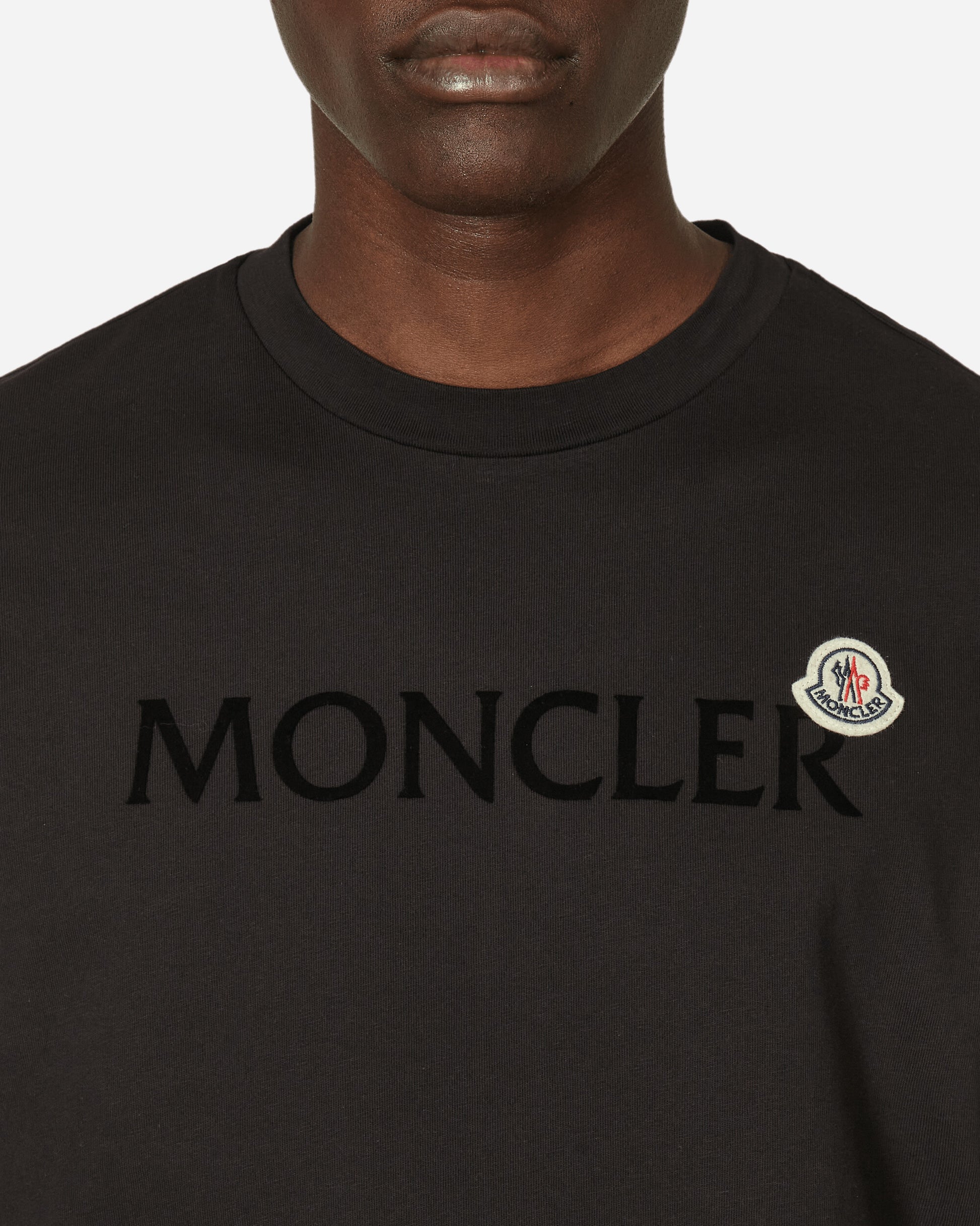 Moncler Ss T-Shirt Black T-Shirts Shortsleeve 8C000578390T 999