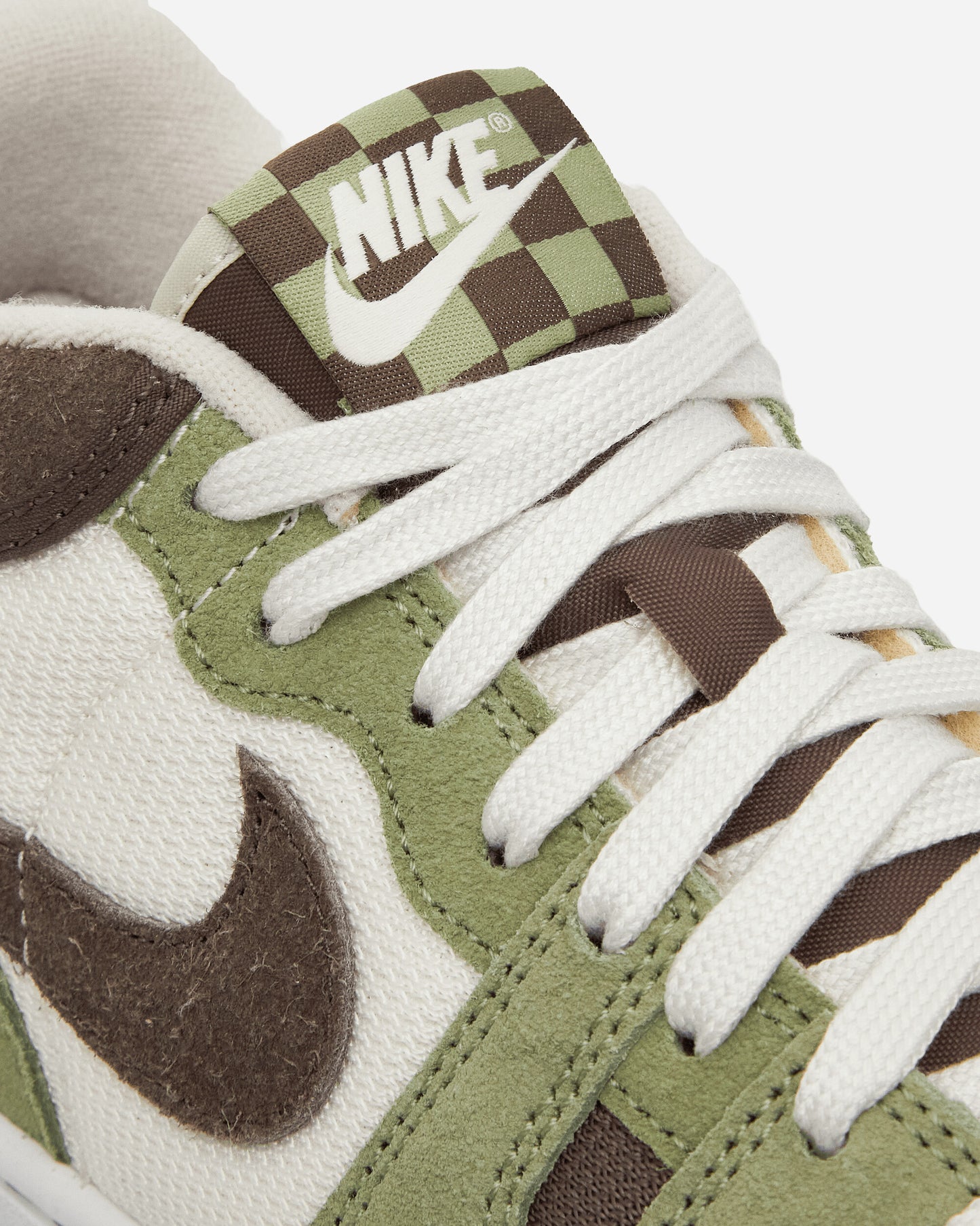 Nike Nike Attack Oil Green/Ironstone Sneakers Mid FN0648-300